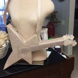 Super Fun Zara Girls Glitter Guitar